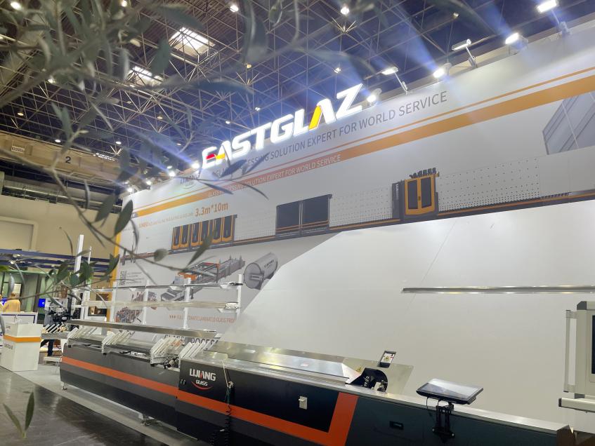 the-international-glass-industry-technology-exhibition-in-düsseldorf-germany-has-opened-grandly-2.jpg